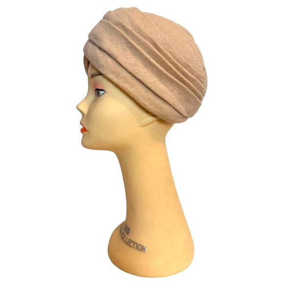 Vintage BERGDORF GOODMAN Beige Cashmere Knit Turban Hat, Size S main image 7